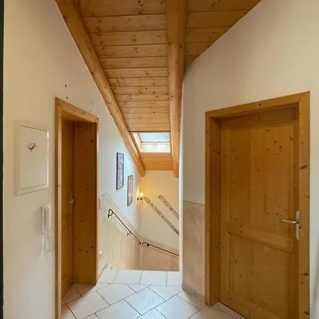 Ferienwohnung Mit Alpencharakter *