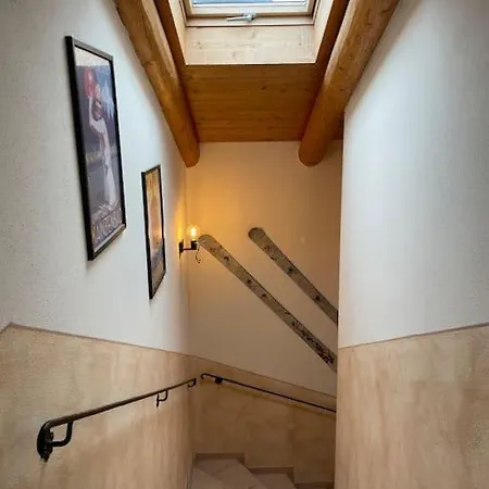 아파트 Ferienwohnung Mit Alpencharakter 가르미슈파르텐키르헨