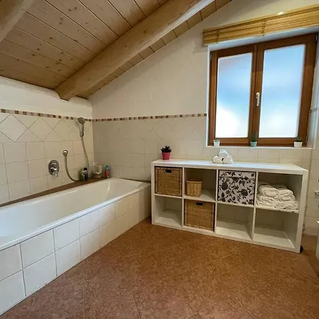Ferienwohnung Mit Alpencharakter * 가르미슈파르텐키르헨